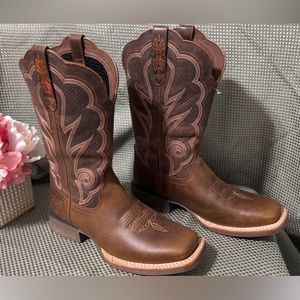 Durango woman’s cowboy boots size 8.5 great condition